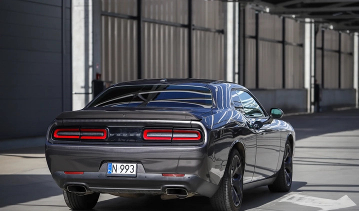 Dodge Challenger cena 124900 przebieg: 76963, rok produkcji 2019 z Olsztyn małe 436